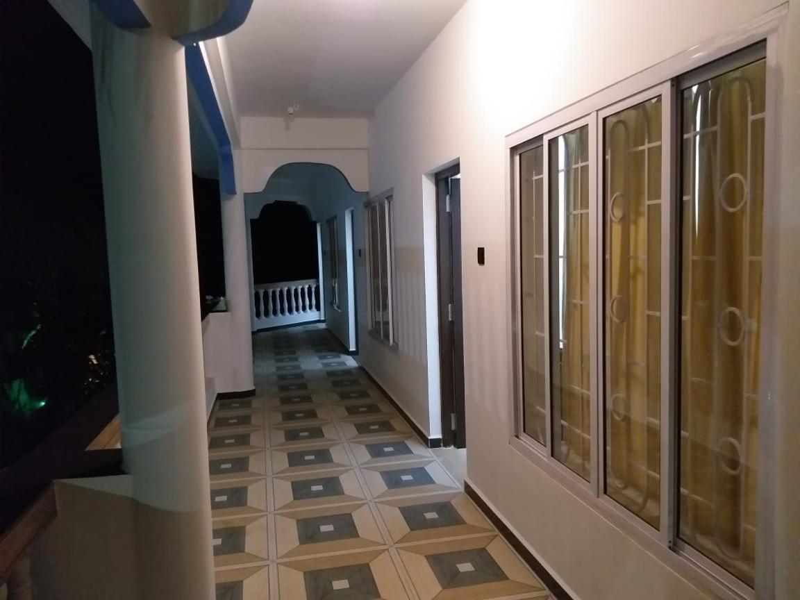 Oasis Beach Resort 阿贡达 外观 照片